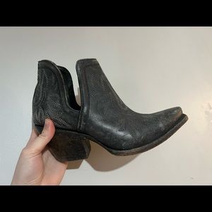 Ariat womens Dixion boots